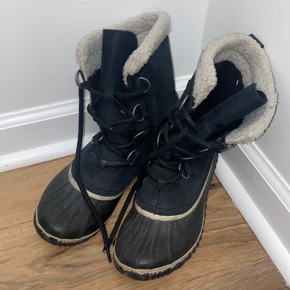 Sorel Waterproof Boots 🥾